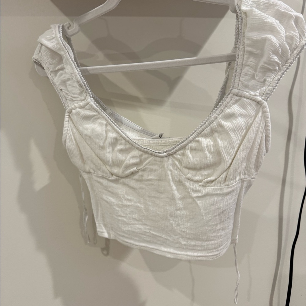 Abound White Ribbed Cropped Sweetheart Tank